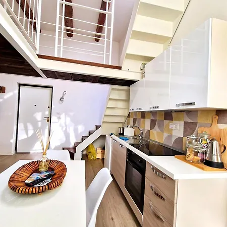 Apartment Domus Neapolis Naples